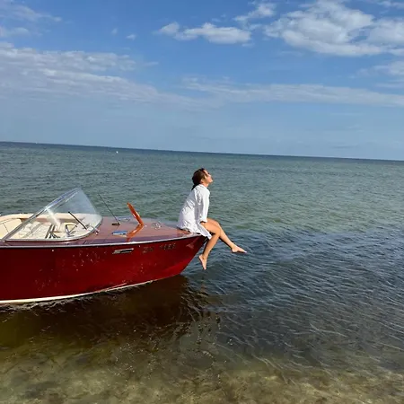 Classic Boat Botel