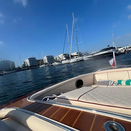 Classic Boat Botel