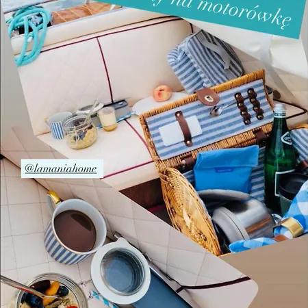Ботель Classic Boat